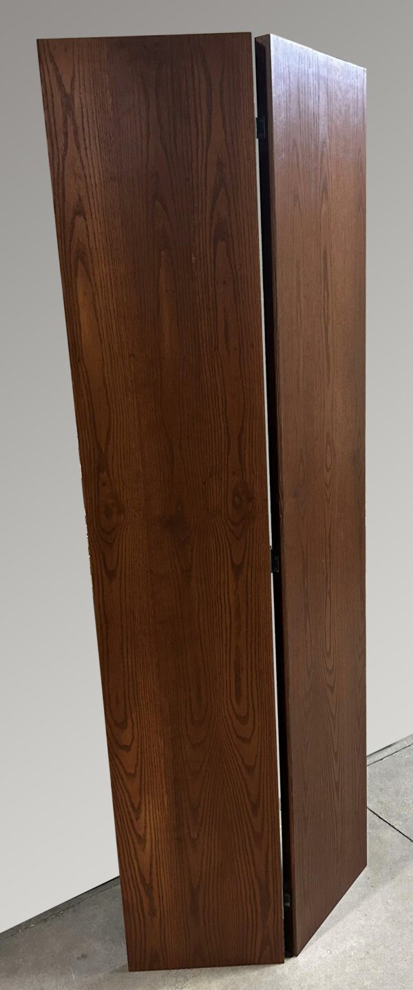 Bi-Fold Interior Doors. 1 set.